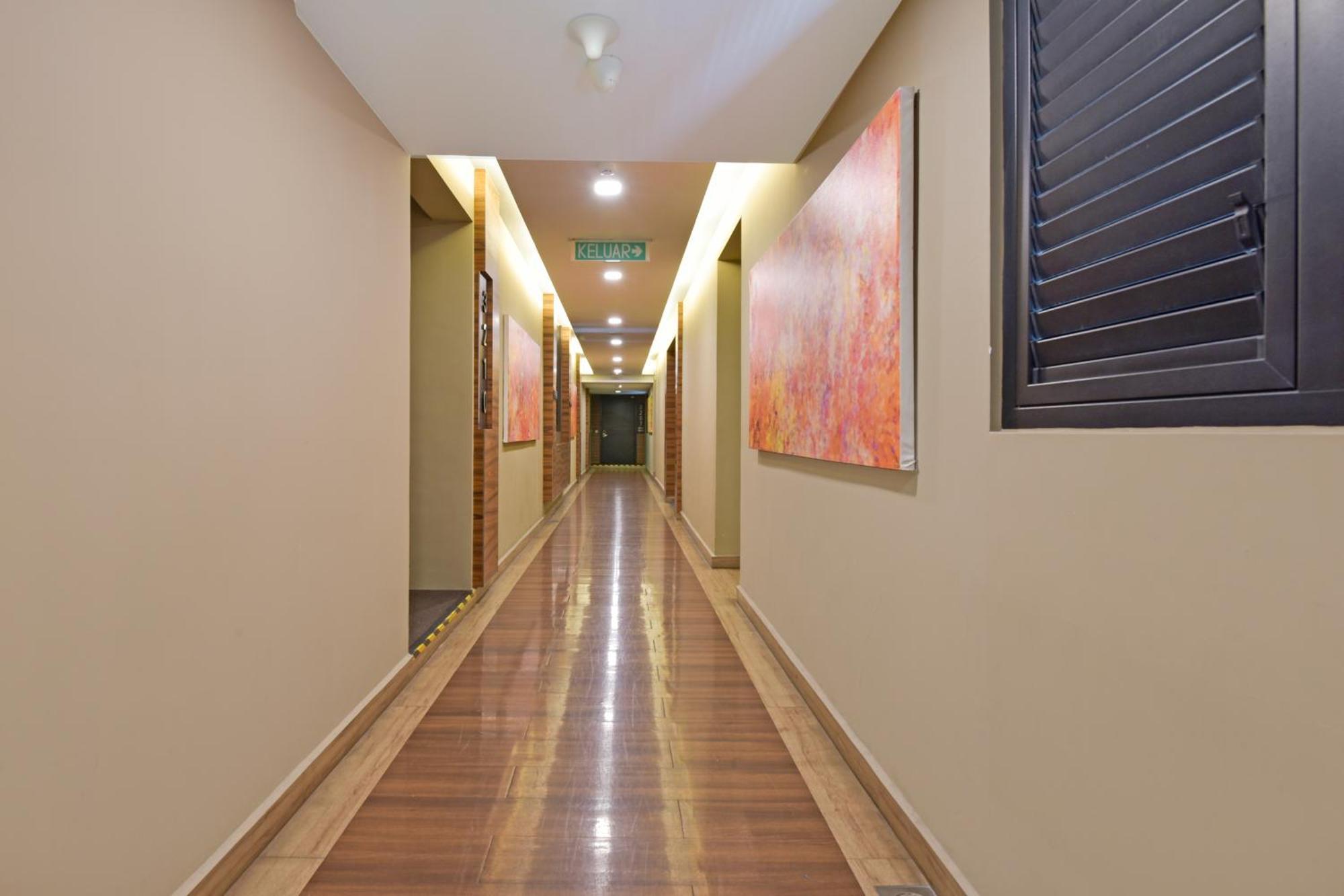 Sunday Hotel Near Petronas Twin Tower Formerly Suasana Suites Kuala Lumpur Exterior foto