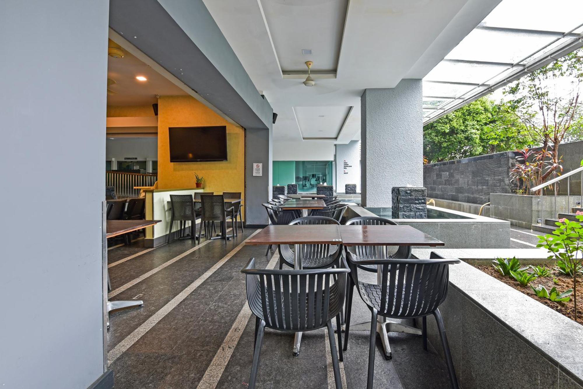 Sunday Hotel Near Petronas Twin Tower Formerly Suasana Suites Kuala Lumpur Exterior foto