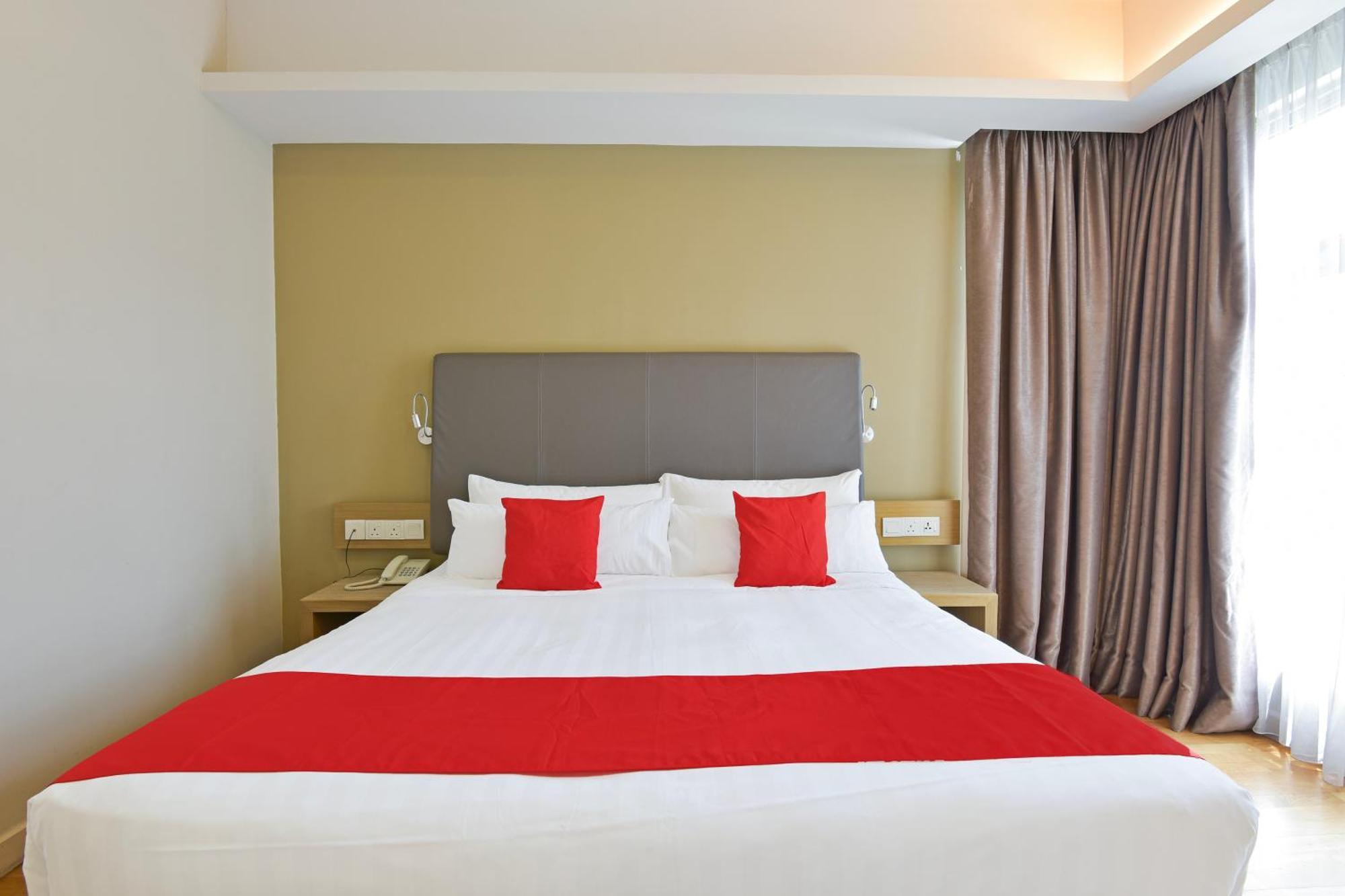 Sunday Hotel Near Petronas Twin Tower Formerly Suasana Suites Kuala Lumpur Exterior foto